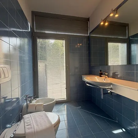 Prestigiosa Vista 아파트 코모